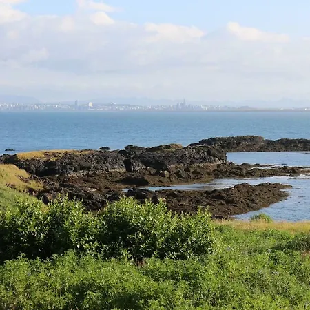 Nesvík, A Unique Nature Getaway Near Villa